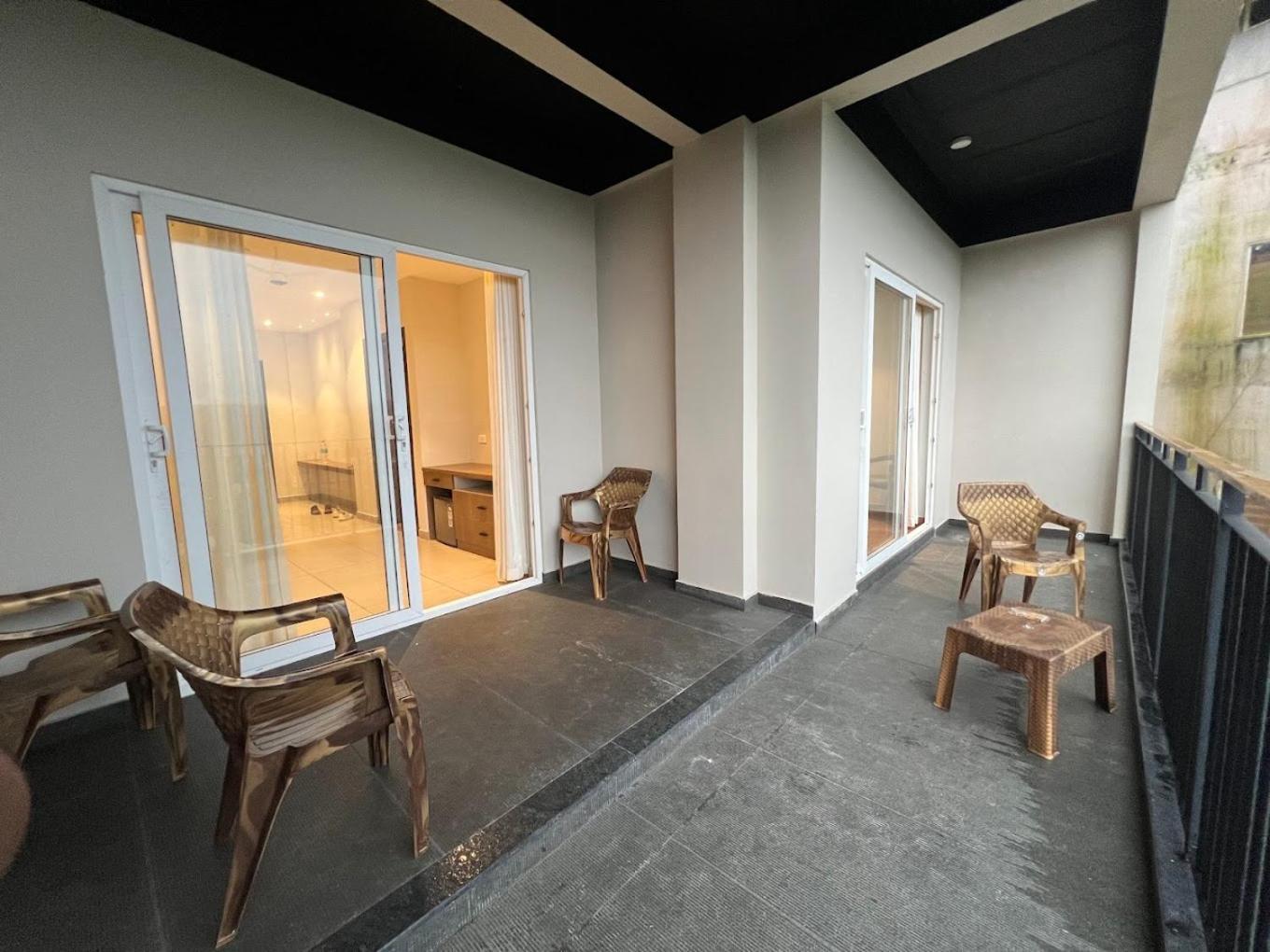 Vaga Nakshathra Suites วากามอน ภายนอก รูปภาพ