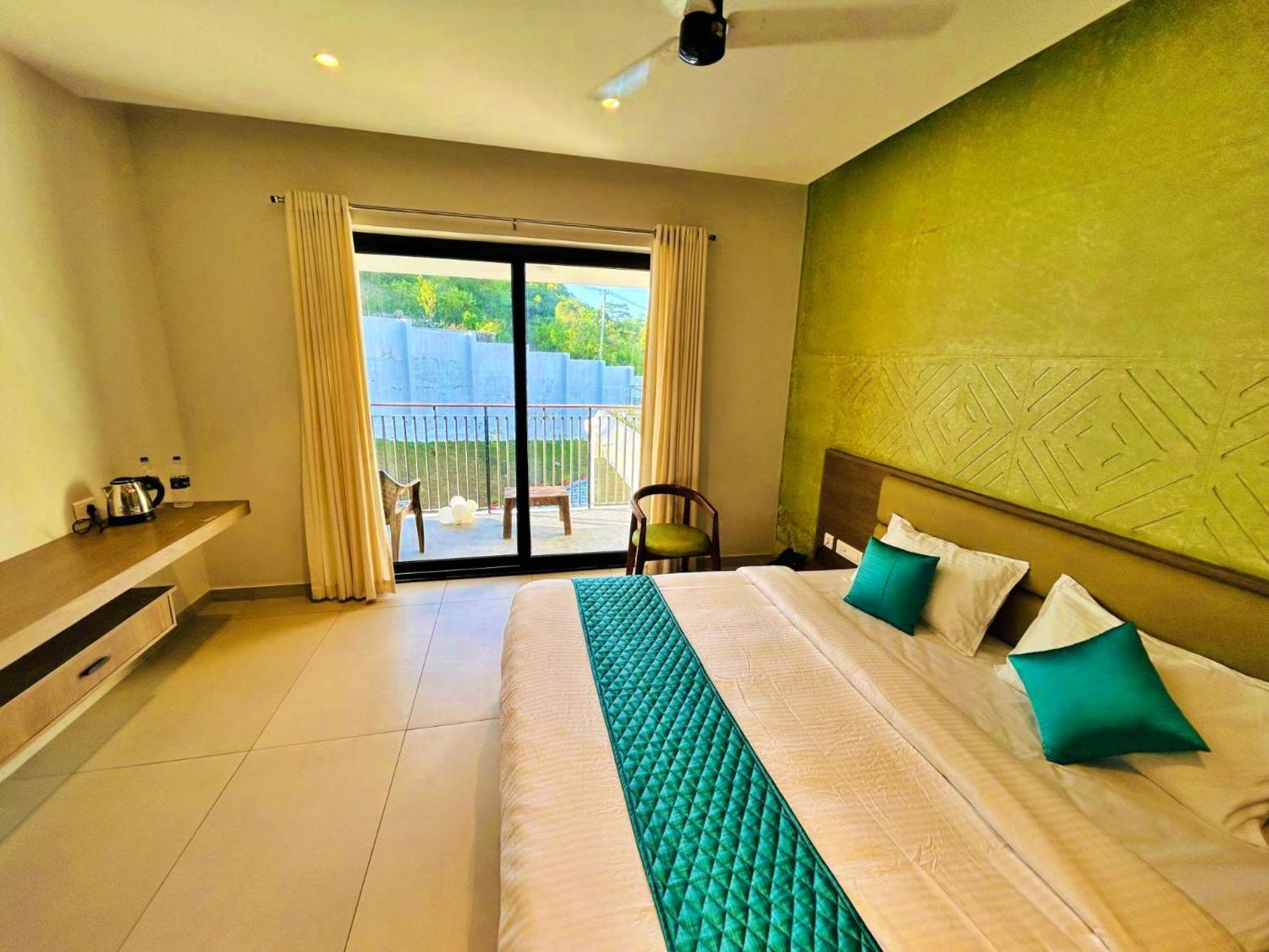 Vaga Nakshathra Suites วากามอน ภายนอก รูปภาพ