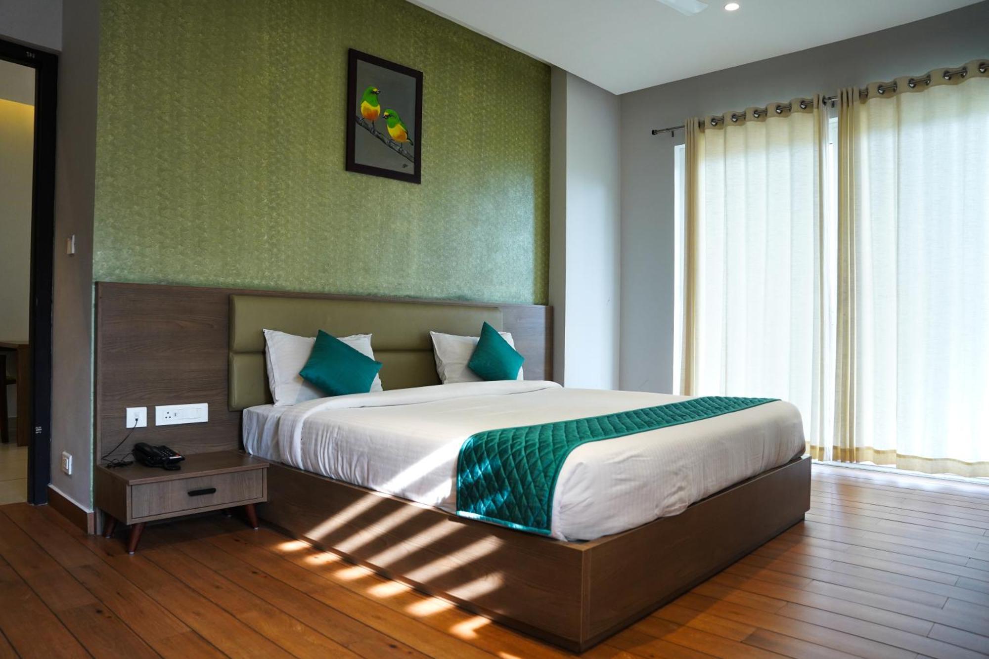 Vaga Nakshathra Suites วากามอน ภายนอก รูปภาพ