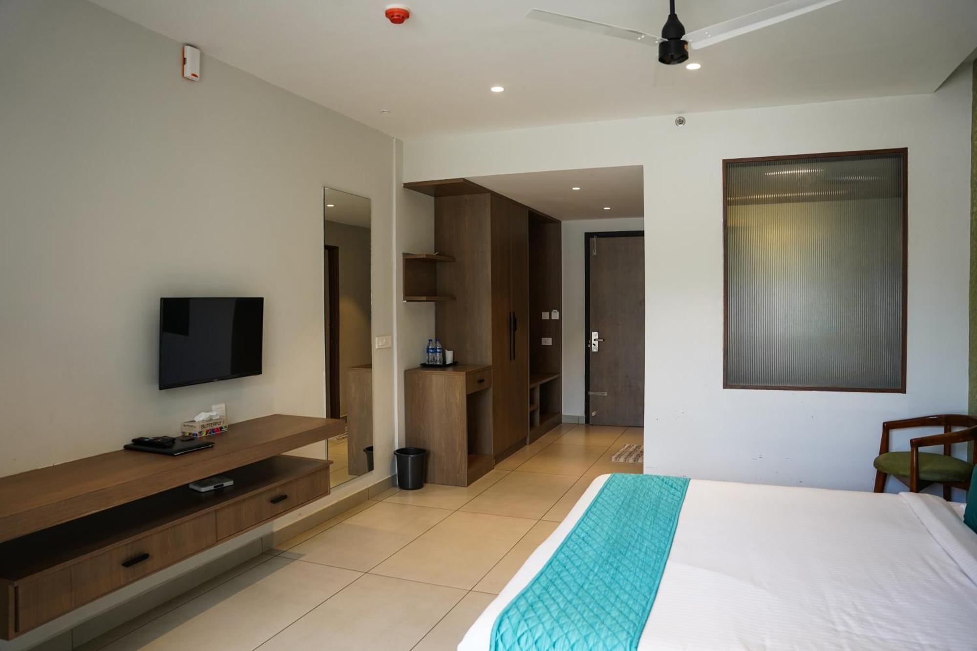 Vaga Nakshathra Suites วากามอน ภายนอก รูปภาพ